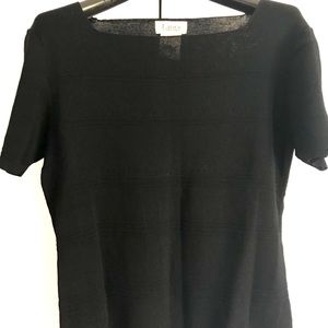 Laura light knit top size M